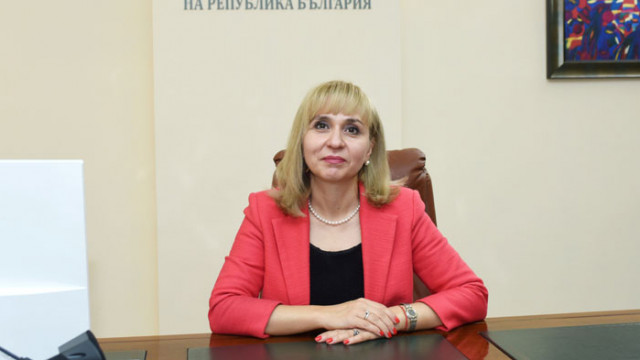 Ковачева препоръча на ВиК-Варна и на още седем области да не вдигат цената на водата